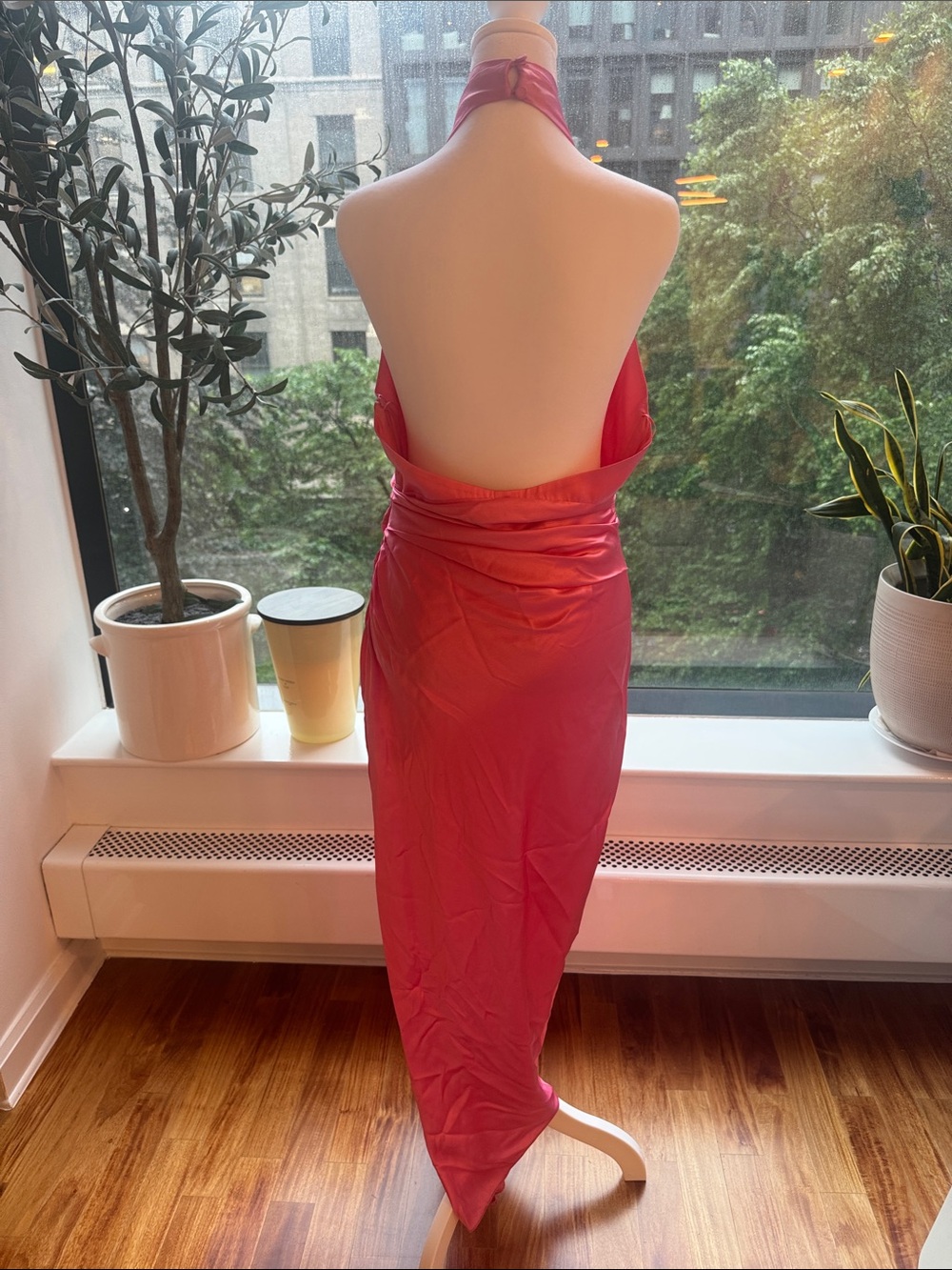The Sei Cross Wrap Halter Dress Flamingo Size 6 NWT Silk Satin Evening Dress - Picture 2 of 4